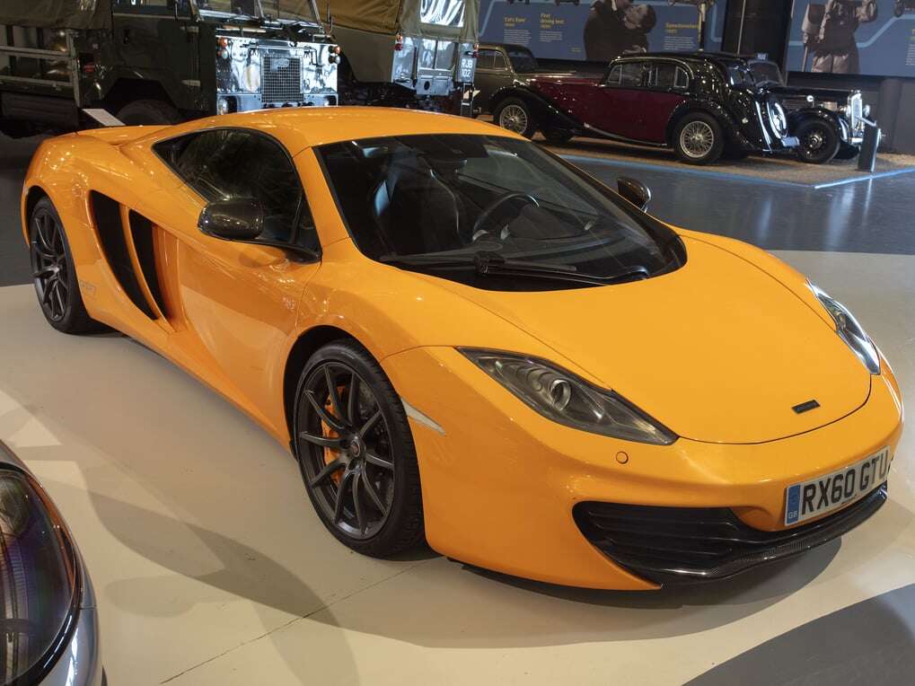 Orange 2011 McLaren L2015 