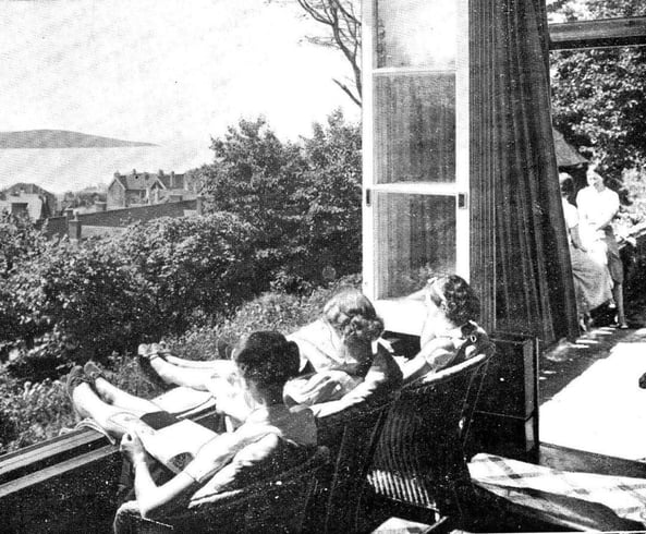 Finding Women's Stories in the BMIHT Archive