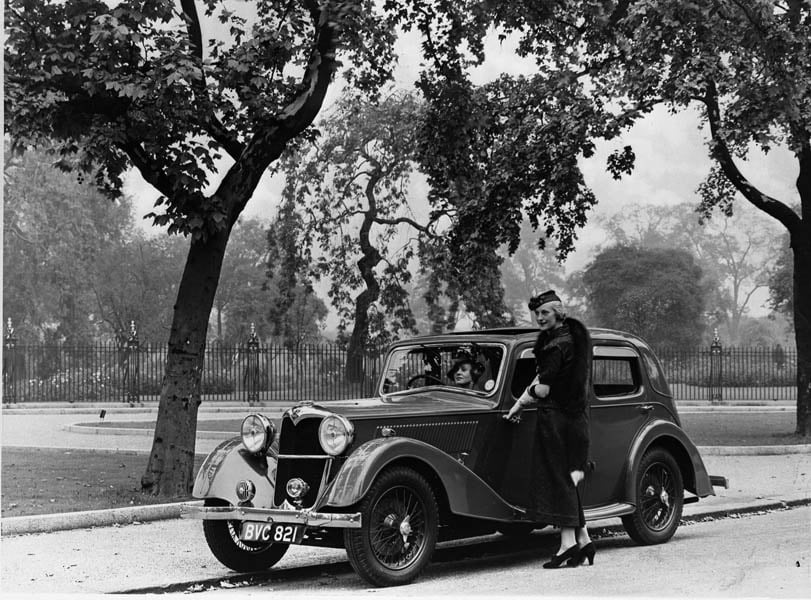 Riley11-2litreFalconSaloon-1937