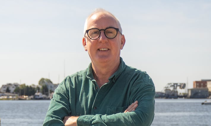 Peter Armstrong 